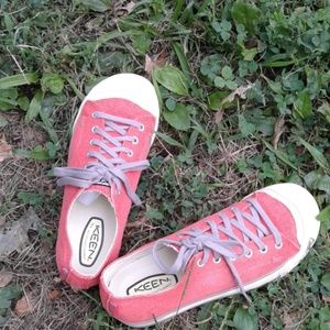 Keen Coronado canvas lace up sneakers